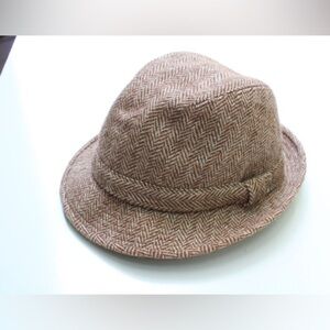 Beautiful Lock & Co. hatters hat